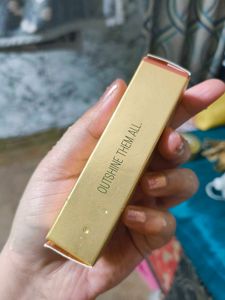 Lakme Lipstick UN1 Nude Muse