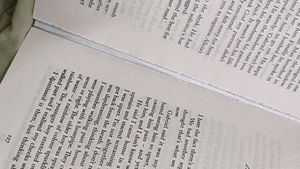 The Silent Patient Book
