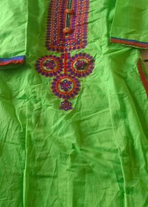 Green Embroidered Kurta