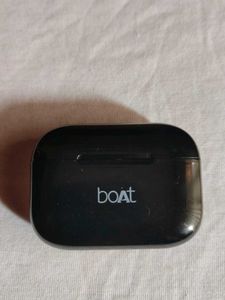 boAt Airdopes 161