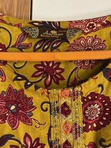 Floral Print Kurti