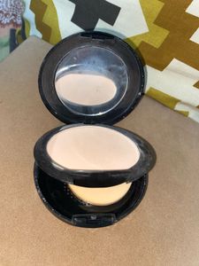Buy Any One Compact Powder ADS Or MAC