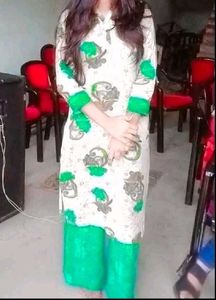 Green &amp; White Kurta