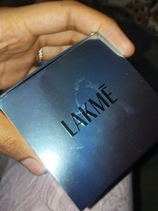 Lakme Hyaluronic Dewy Gel Creme