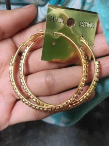 Beautiful Golden Colour Earrings