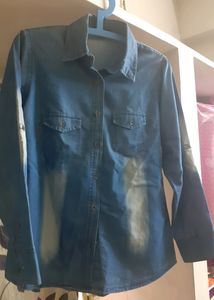 Denim shirt (L)