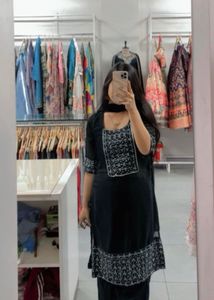 Elegant Dark Green Kurta Set
