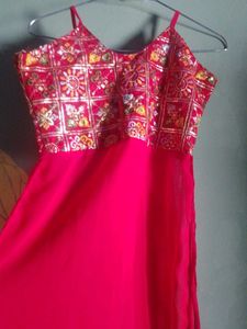 It&#39;s Hand Made Western Kurti