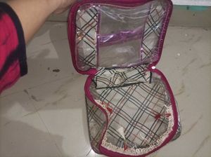 Makeup Box