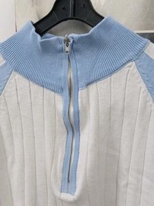 Stylish Blue &amp; White Knit Top