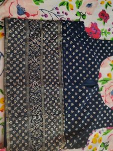 i am selling 3 piece of lehnga