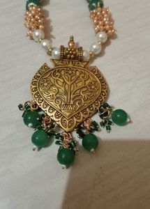 Crisle Moti Necklace