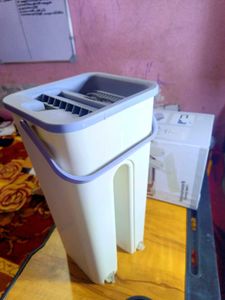 🆕 Wet And Dry Flat Cleaning Mop With Bucket.