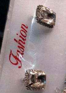 AD silver color nekles with tops