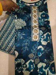 4 Combo Kurta Sets