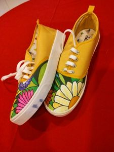 🌻🌼🌺Yellow Floral Hand-painted Shoes
