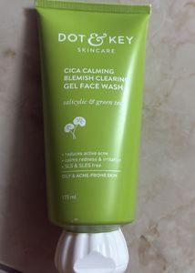 Dot & Key Face Wash
