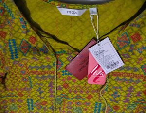 Max Ladies Lime Tunic