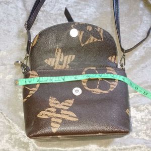 Vintage Brown Floral Crossbody Bag