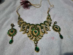 Green & Gold Statement Jewelry Set