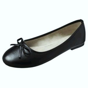 Black Ballerina Flats