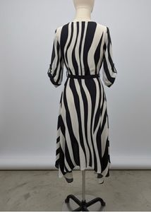 Striped Asymmetric Dress ❤️🌸