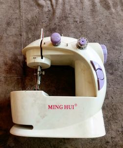 Ming Hui Mini Sewing Machine