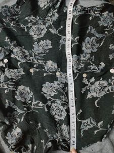 Black Y2k Style Shirt 🖤