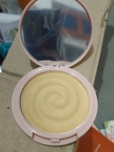 myglamm k play highlighter