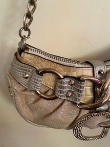 ‼️Y2K Guess Bag‼️