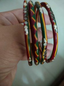 Vintage Wood Bangles - Set of Four