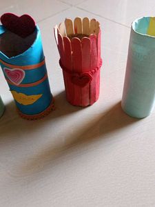 Set Of Pemcil Stand
