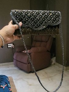 Handwork Clutch With Sling