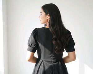 Elegant Black Midi Dress
