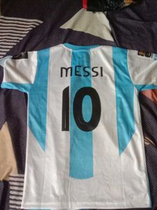 Argentina Jersey #10 size 16 age 8 to 1