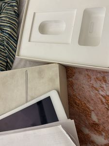 Silver I Pad Air 2 With Box And Bill