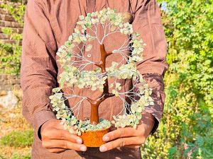 Natural Green Aventurine Gemstone Chips Tree