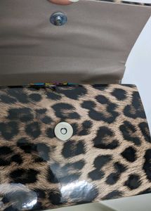 Leopard Print Handbag with Gold Chain