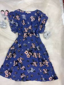 Floral Dress 💙🌸