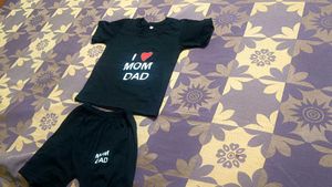 Cute &#39;I Love Mom Dad&#39; Set
