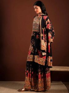 KTT Handwork Detailed Makhmali Crepe Kurta Set