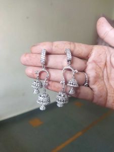 Ad  Zumki Earring