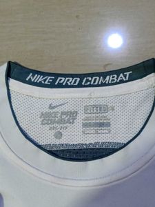 Nike Pro T-Shirt Size M