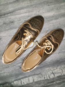 Shiny Party Wear Shoes For Girls