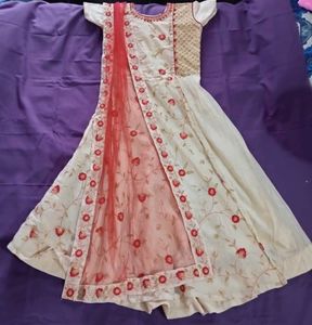 Elegant Embroidered Salwar Kameez