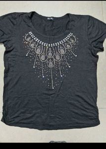T-shirt (Black For Female)