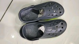 Comfy Black Flats Copy Of Crocs