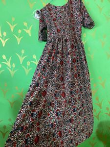 gown