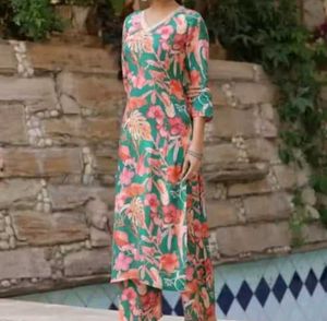 Kurti Set