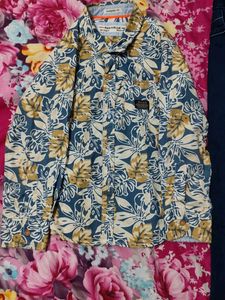 50% offer.... boys jeans and shirt set... in jean